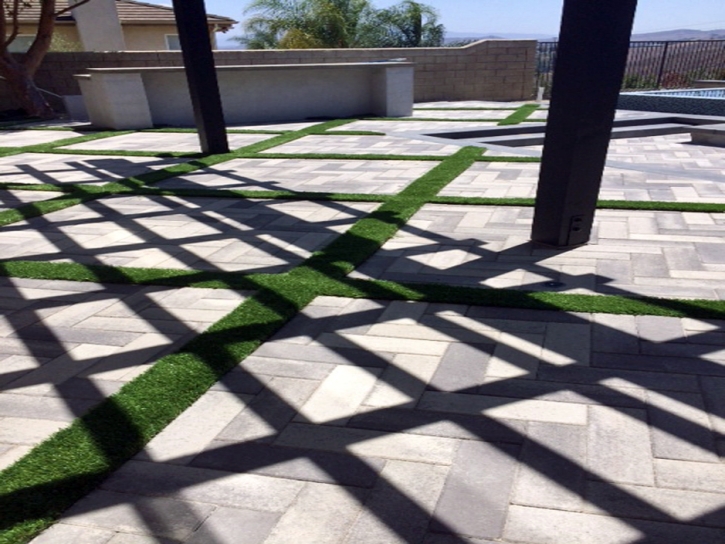 Fake Grass Tornillo Texas Lawn