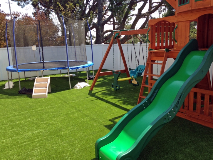 Synthetic Grass Sparks Texas Childcare Facilities